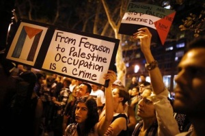 Ferguson-Palestine-Protest-AP
